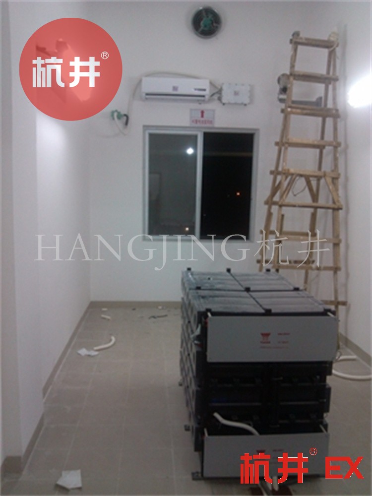 推焦車司機(jī)室屬于易燃易爆倉所，需要安裝防爆型空調(diào)